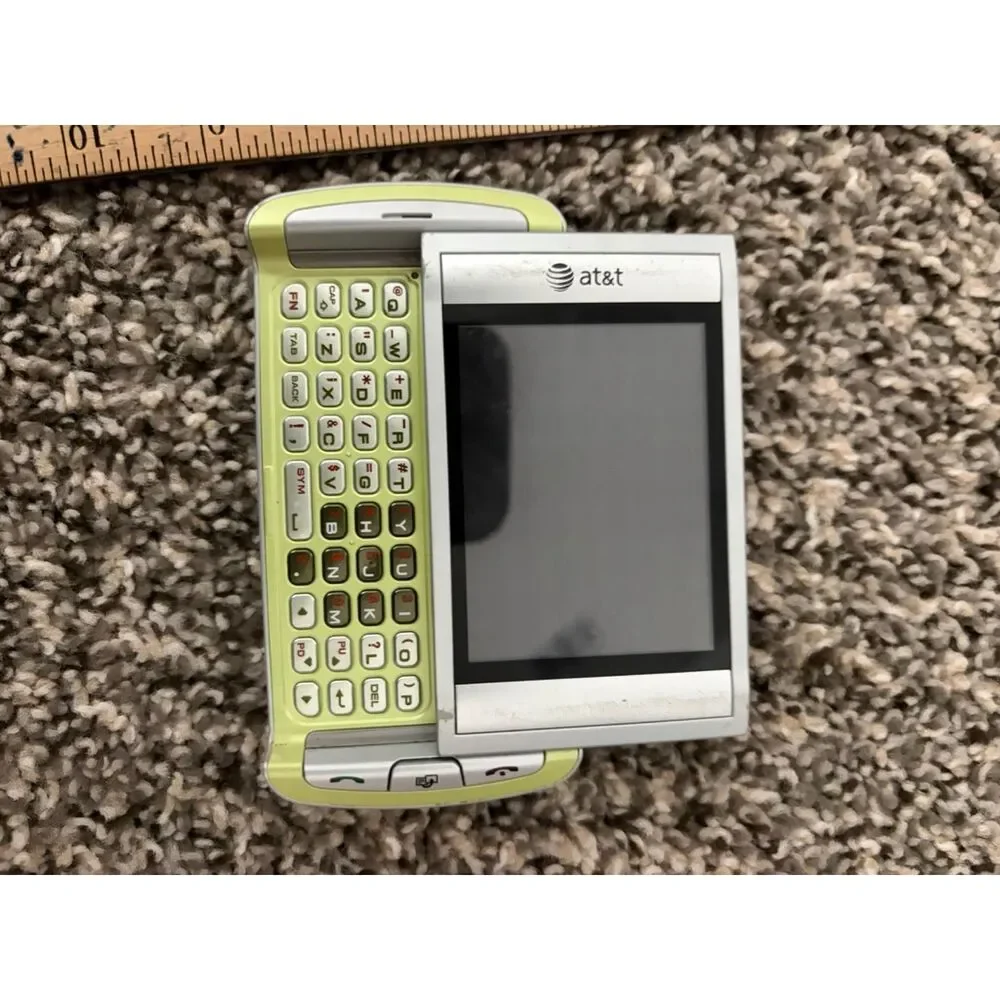 UTSTARCOM quickfire GTX75G AT&T phone